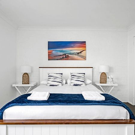 Husky 56 Deluxe Beachfront Villa's Huskisson Exteriör bild